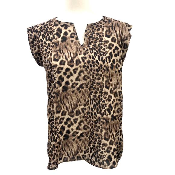 Pleione Brown Cream Leopard Print Notched V-Neck Cap Sleeve Hi-Lo Blouse - Picture 1 of 8